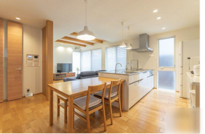 福山市新涯町、中古一戸建ての画像です