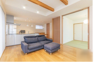 福山市新涯町、中古一戸建ての画像です