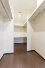 福山市新涯町、中古一戸建ての画像です