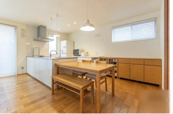 福山市新涯町、中古一戸建ての画像です