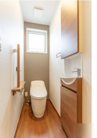 福山市新涯町、中古一戸建ての画像です