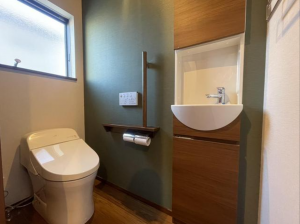 福山市高美台、中古一戸建ての画像です