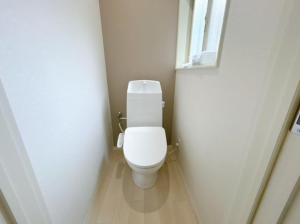 福山市南蔵王町、中古一戸建ての画像です