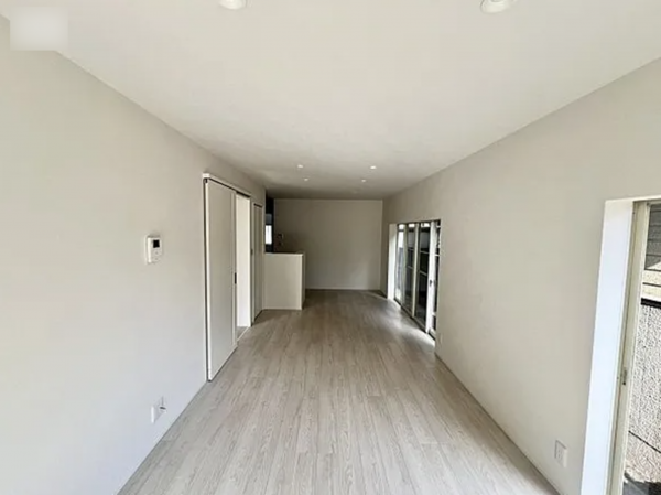 福山市南蔵王町、中古一戸建ての画像です