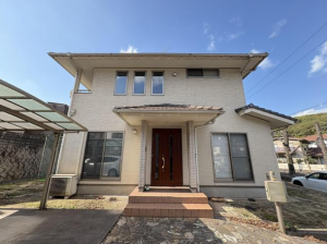 福山市箕島町、中古一戸建ての画像です