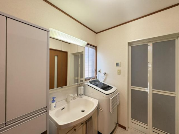 福山市箕島町、中古一戸建ての画像です