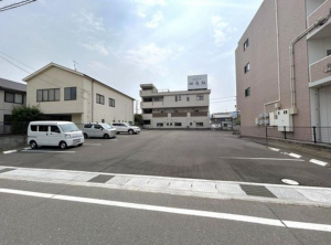 福山市南本庄、マンションの画像です