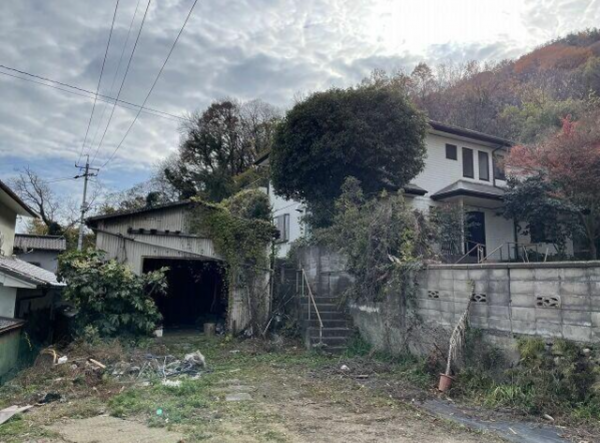 福山市水呑町、中古一戸建ての画像です