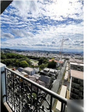 福山市日吉台、マンションの画像です