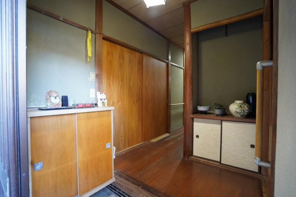 福山市川口町、中古一戸建ての画像です