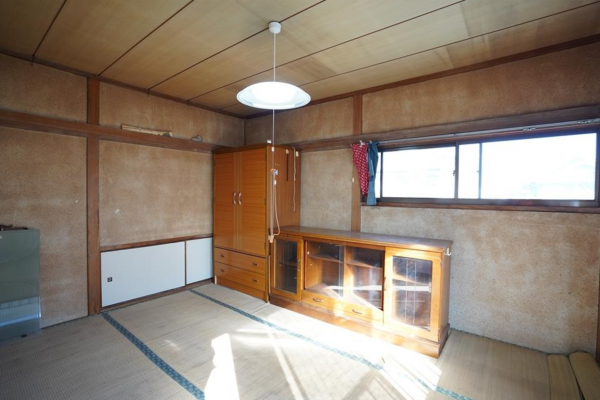 福山市川口町、中古一戸建ての画像です