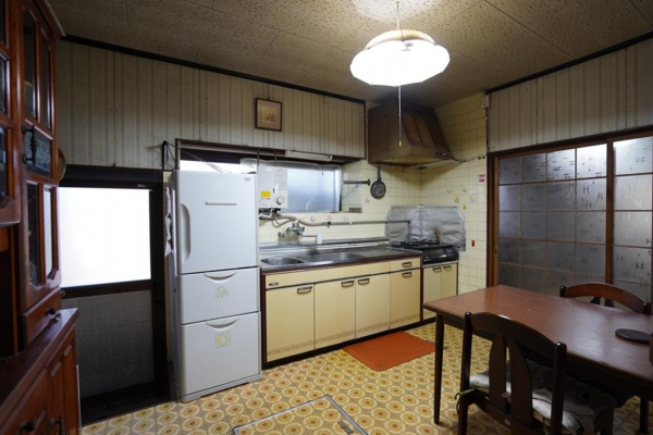 福山市川口町、中古一戸建ての画像です