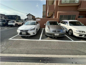 福山市三吉町、マンションの画像です