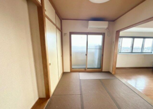 福山市三吉町、マンションの画像です