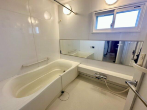 福山市三吉町、マンションの画像です