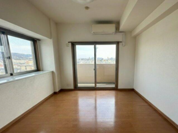 福山市三吉町、マンションの画像です