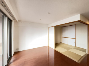 福山市三之丸町、収益物件/マンションの居間画像です