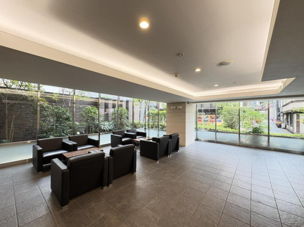 福山市三之丸町、収益物件/マンションのエントランス画像です