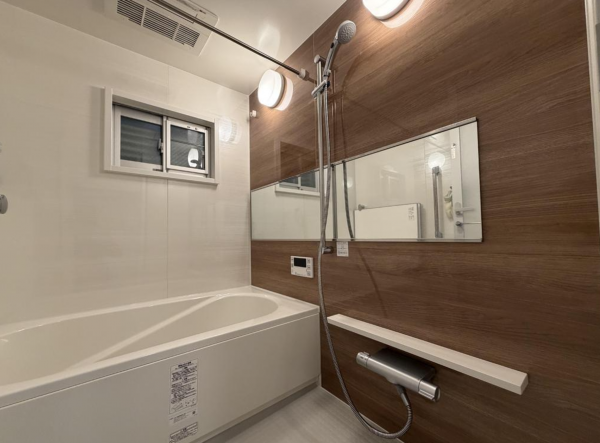 福山市東桜町、マンションの画像です