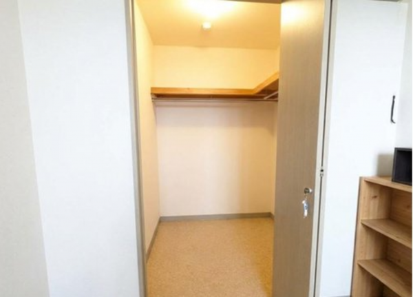 福山市多治米町、マンションの画像です