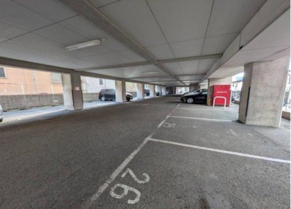 福山市多治米町、マンションの画像です