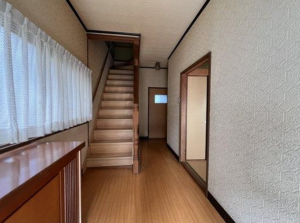 福山市新涯町、中古一戸建ての画像です