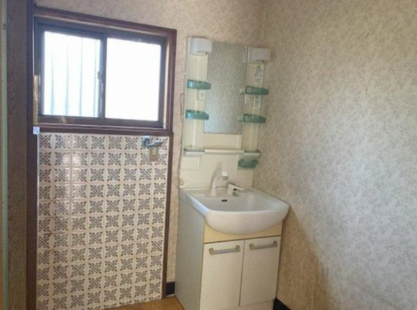 福山市新涯町、中古一戸建ての画像です