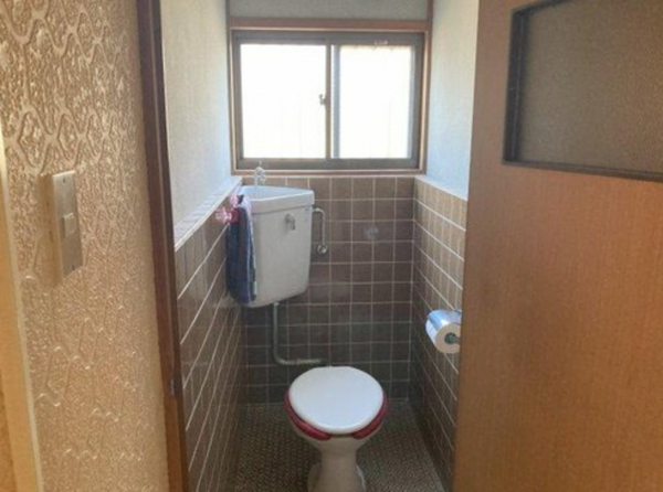 福山市新涯町、中古一戸建ての画像です