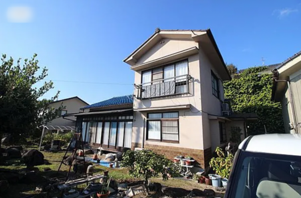 福山市藤江町、中古一戸建ての画像です