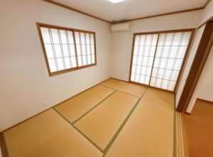 福山市向陽町、中古一戸建ての画像です