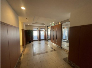 福山市南蔵王町、マンションの画像です