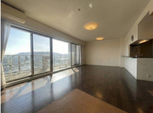 福山市南蔵王町、マンションの画像です