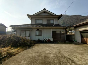 福山市田尻町、中古一戸建ての画像です