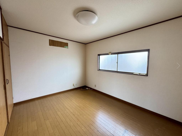 福山市東川口町、中古一戸建ての画像です