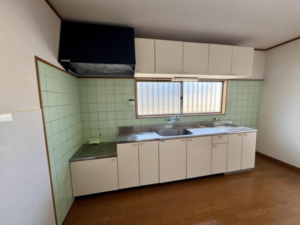 福山市東川口町、中古一戸建ての画像です