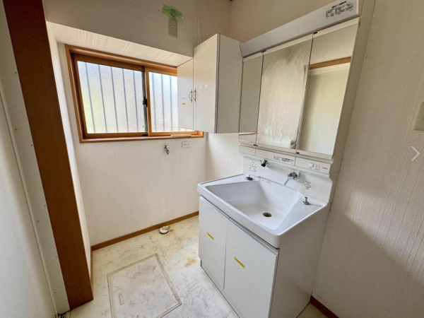 福山市東川口町、中古一戸建ての画像です