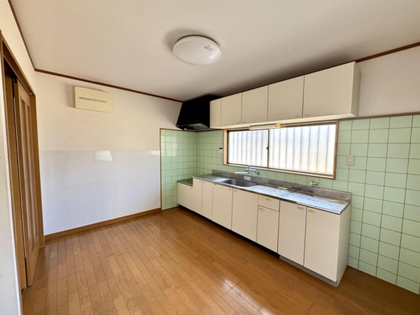 福山市東川口町、中古一戸建ての画像です