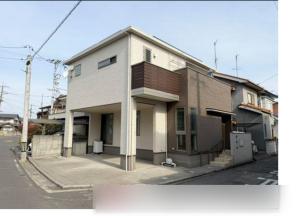 福山市沖野上町、中古一戸建ての画像です