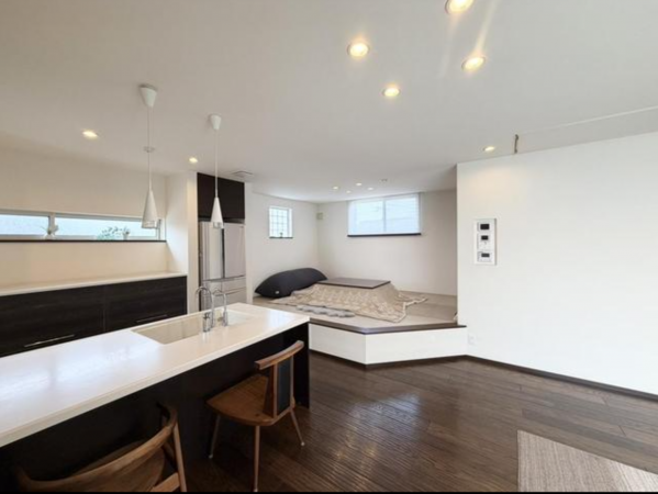 福山市沖野上町、中古一戸建ての画像です