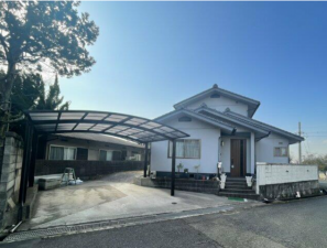 福山市幕山台、中古一戸建ての画像です