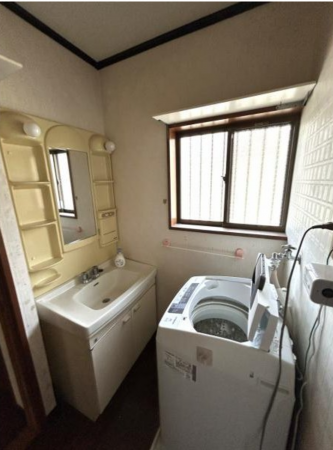 福山市水呑町、中古一戸建ての画像です