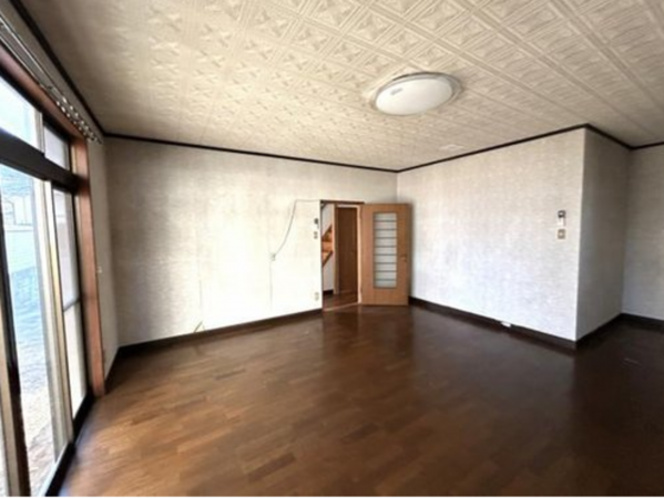 福山市水呑町、中古一戸建ての画像です