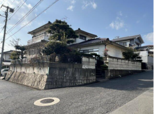 福山市幕山台、中古一戸建ての画像です