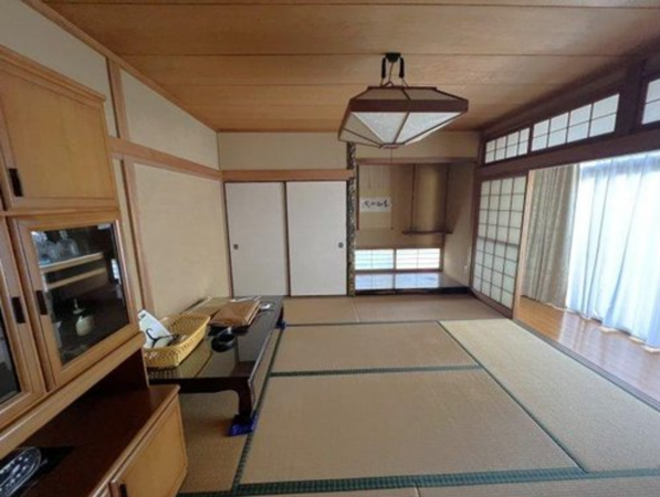 福山市幕山台、中古一戸建ての画像です