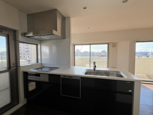 福山市南蔵王町、マンションの画像です