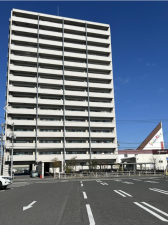 福山市南蔵王町、マンションの画像です