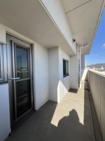 福山市南蔵王町、マンションの画像です