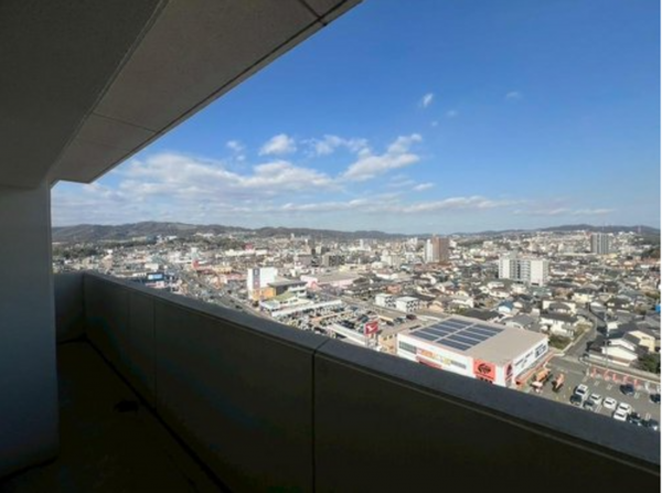 福山市南蔵王町、マンションの画像です