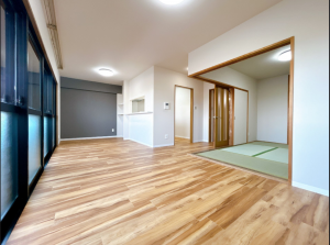 福山市東深津町、マンションの画像です
