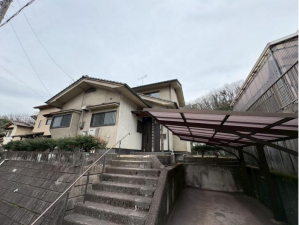 福山市城興ケ丘、中古一戸建ての画像です